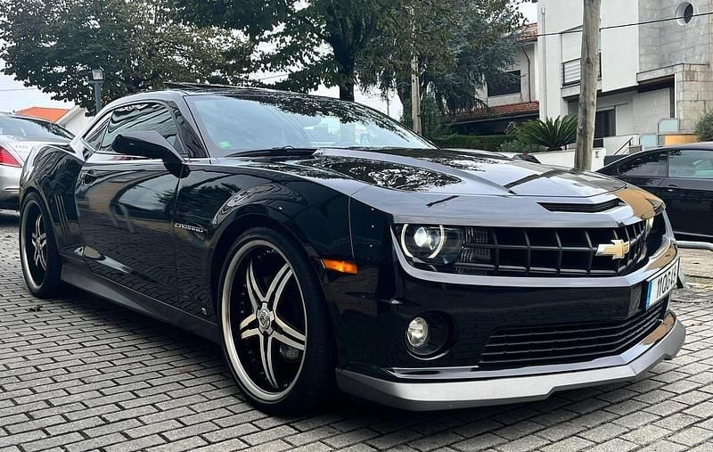 Usado Chevrolet Camaro SS 585 HP (430 kW) 2010 Preto Coupé