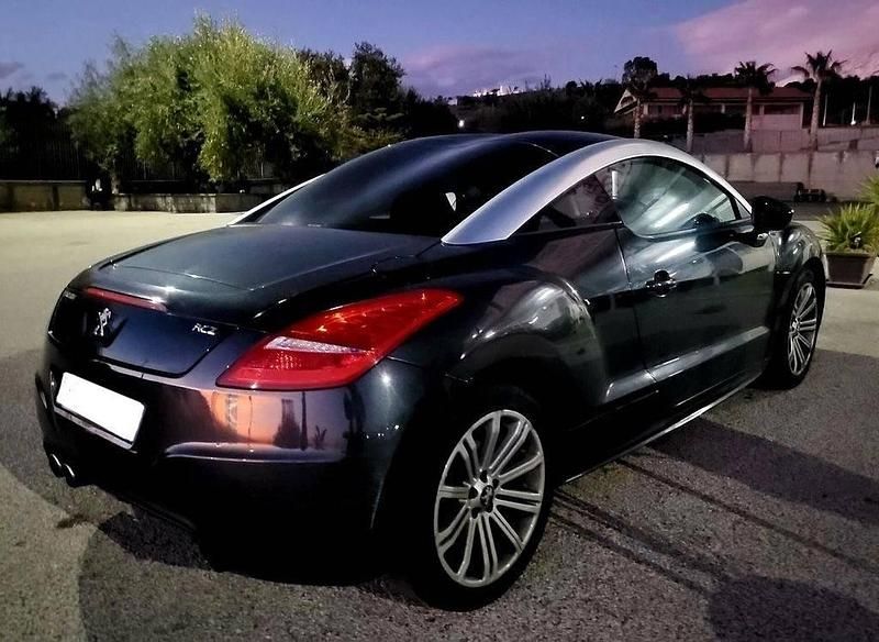 Usado Peugeot RCZ 163 HP (119 kW) 2010 Preto Coupé