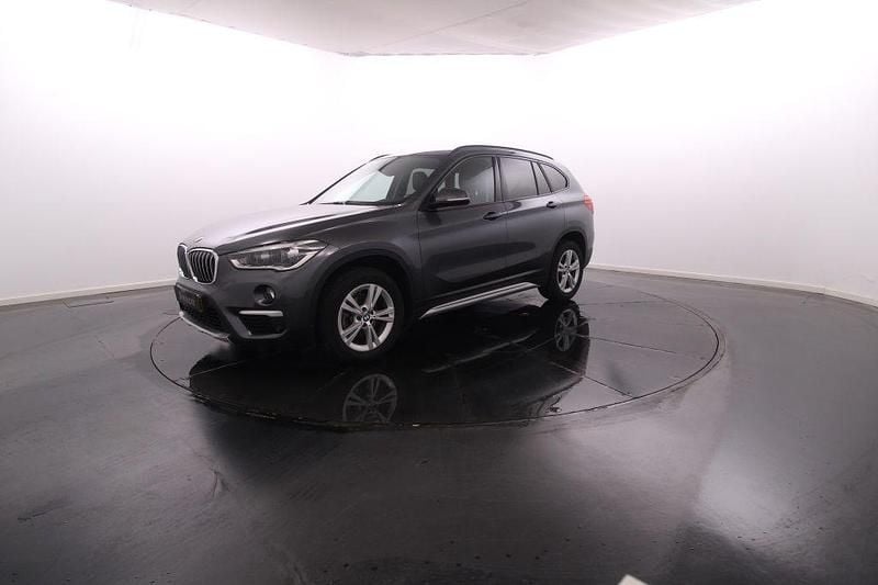 Cinzento Usado 2019 BMW X1 SUV | € 28.950 - Imagem 1/4