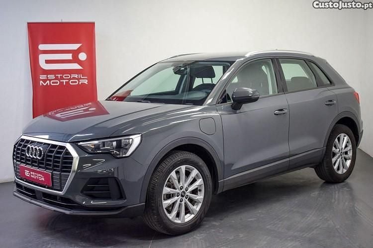 Cinza Usado 2022 Audi Q3 SUV | € 33.900 (Bom preço) - Imagem 1/1