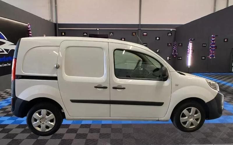 Usado Renault Kangoo 95 HP (69 kW) 2020 Branco Monovolume