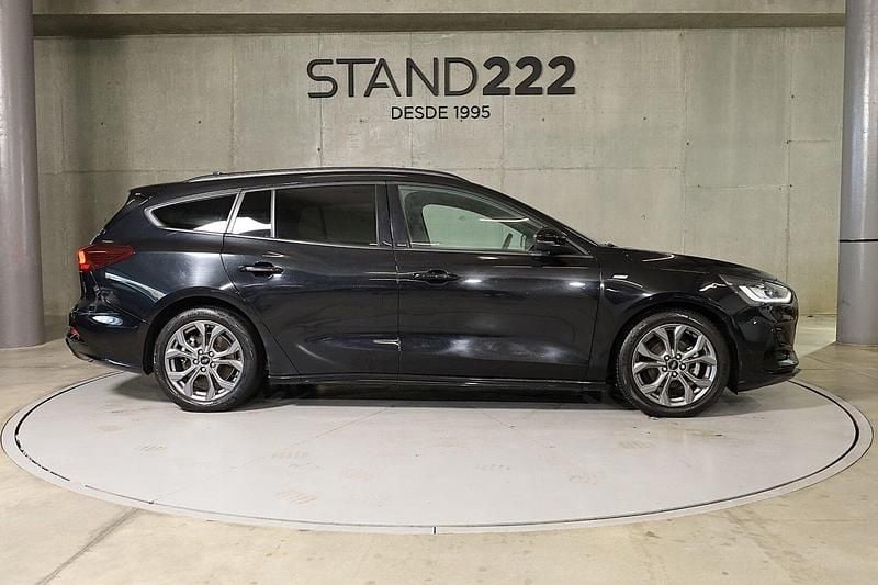Usado Ford Focus ST-Line X 125 HP (91 kW) 2022 Preto Carrinha