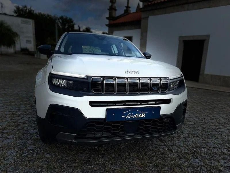 Usado Jeep Avenger EV 114 kW (156 HP) 2024 Branco SUV