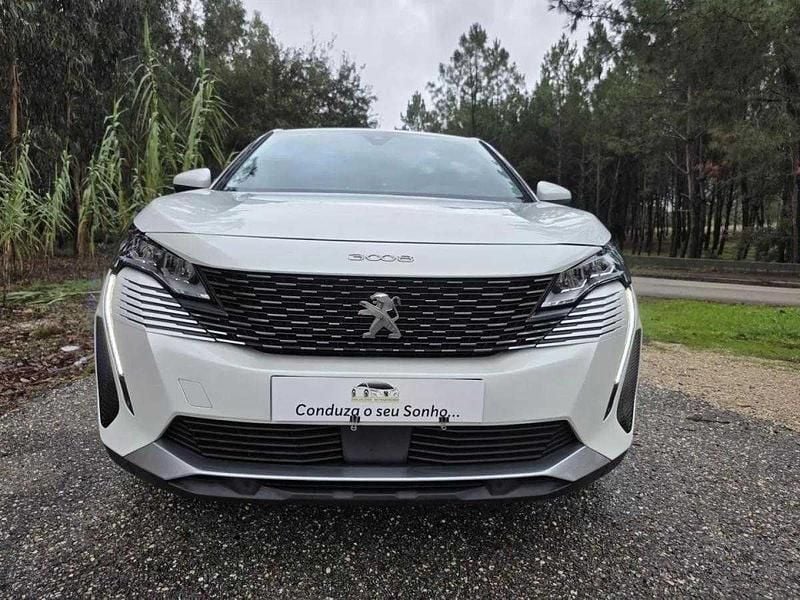 Branco Usado 2021 Peugeot 3008 Active SUV | € 20.750 (Preço justo) - Imagem 1/4