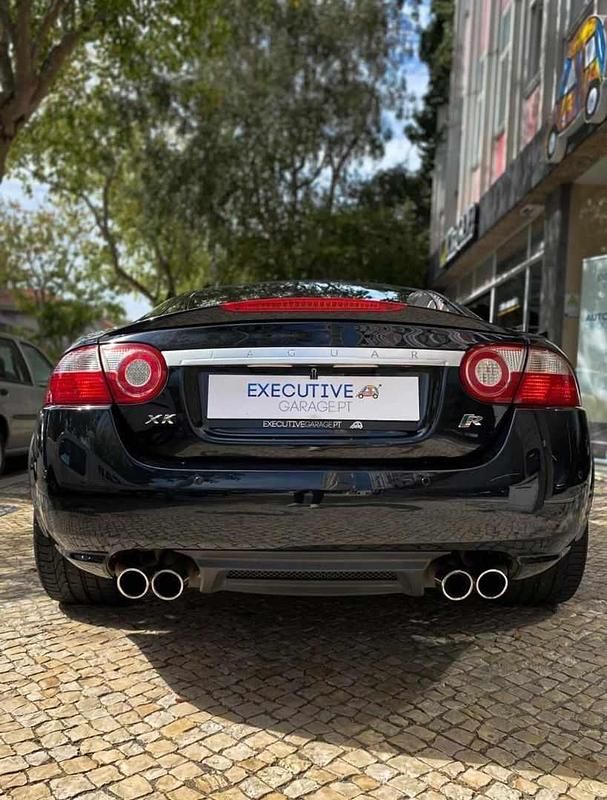 Usado Jaguar XK 416 HP (305 kW) 2008 Preto