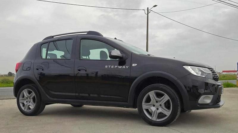 Usado Dacia Sandero 91 HP (66 kW) 2021 Preto Citadino