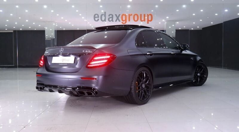 Usado Mercedes E63 AMG AMG 612 HP (450 kW) 2018 Cinza Carrinha