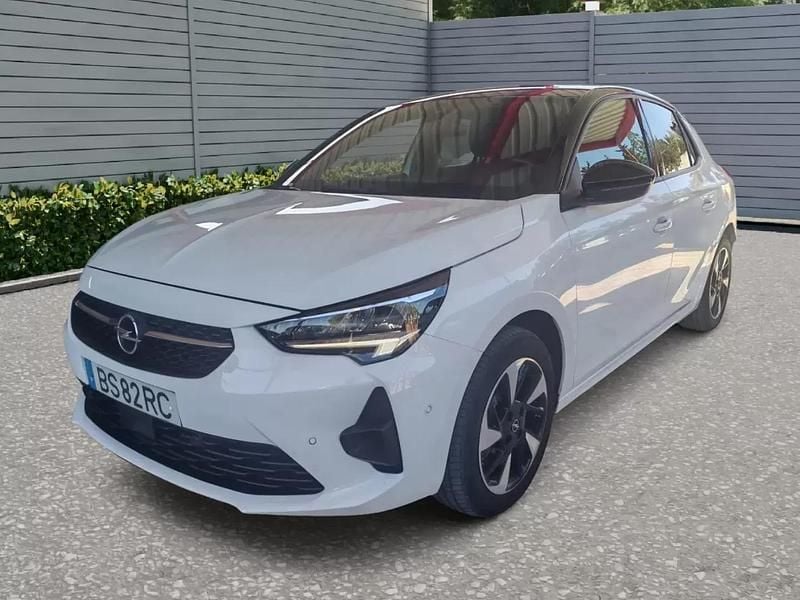 Branco Usado 2022 Opel Corsa-e GS Line Citadino | € 19.850 (Preço elevado) - Imagem 1/4
