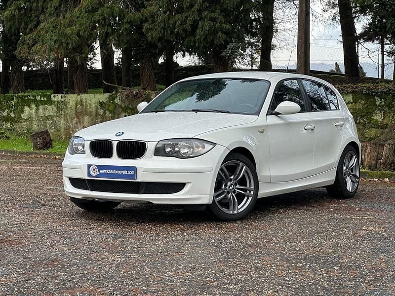 Usado BMW 116 Sport Line 116 HP (85 kW) 2009 Branco Citadino