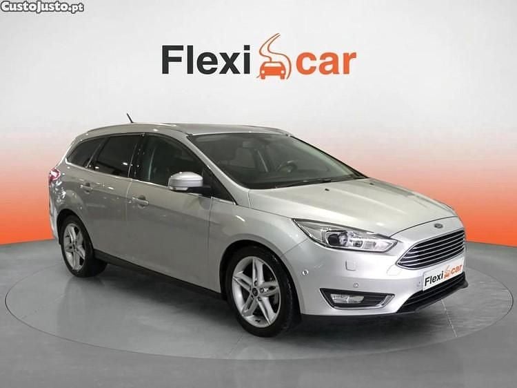 Castanho Usado 2018 Ford Focus Titanium Carrinha | € 13.830 (Preço justo) - Imagem 1/1
