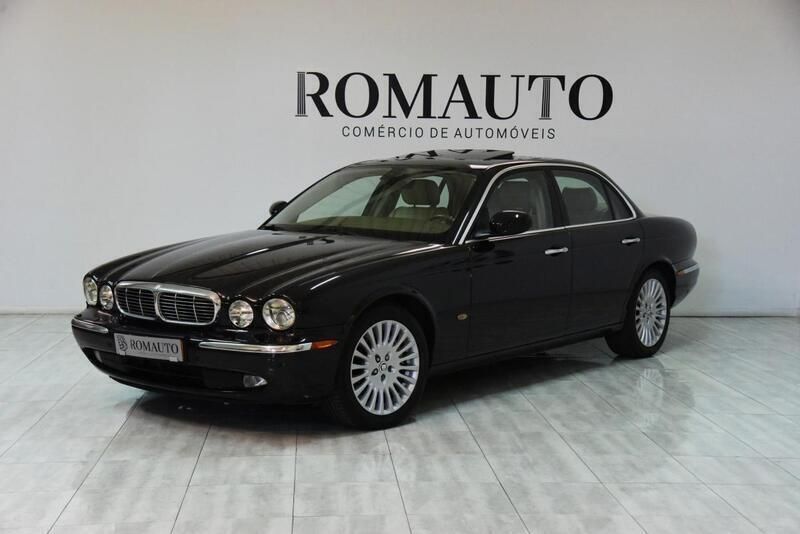 Preto Usado 2005 Jaguar XJ Sedan | € 16.900 - Imagem 1/4