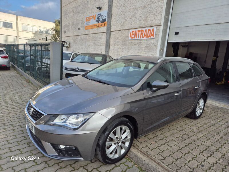 Cinza Usado 2017 Seat Leon Ecomotive Carrinha | € 12.600 (Preço justo) - Imagem 1/4
