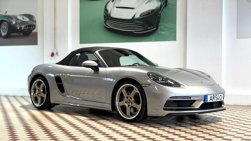 Usado Porsche 718 400 HP (294 kW) 2022 Cinza Cabrios