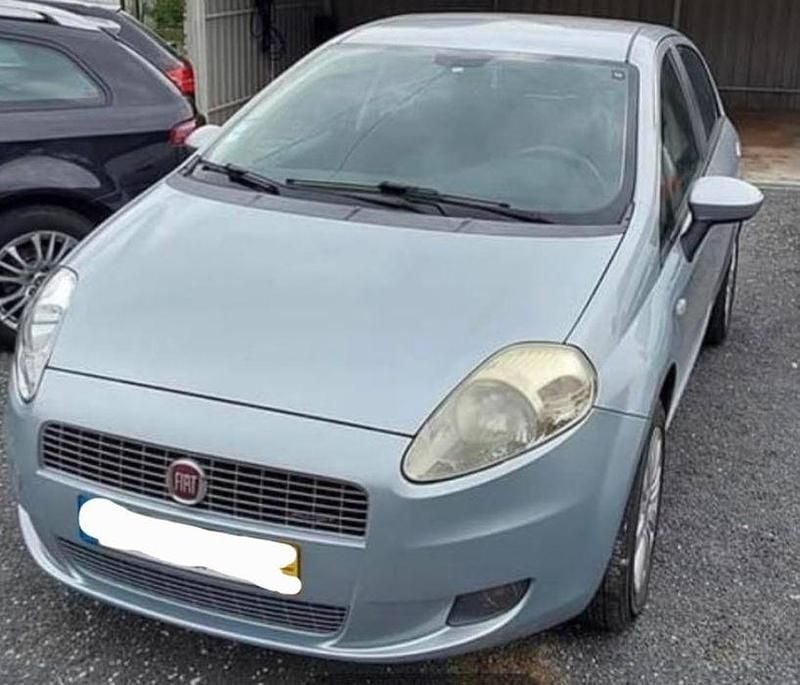 Usado 2009 Fiat Grande Punto Citadino | € 2.500 (Super Preço) - Imagem 1/3