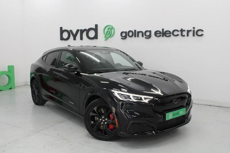 Usado Ford Mustang Mach-E 258 kW (351 HP) 2023 Preto SUV