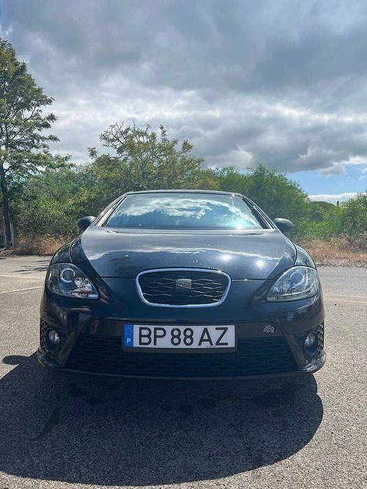 Usado 2011 Seat Leon FR Sedan | € 10.250 (Caro) - Imagem 1/4
