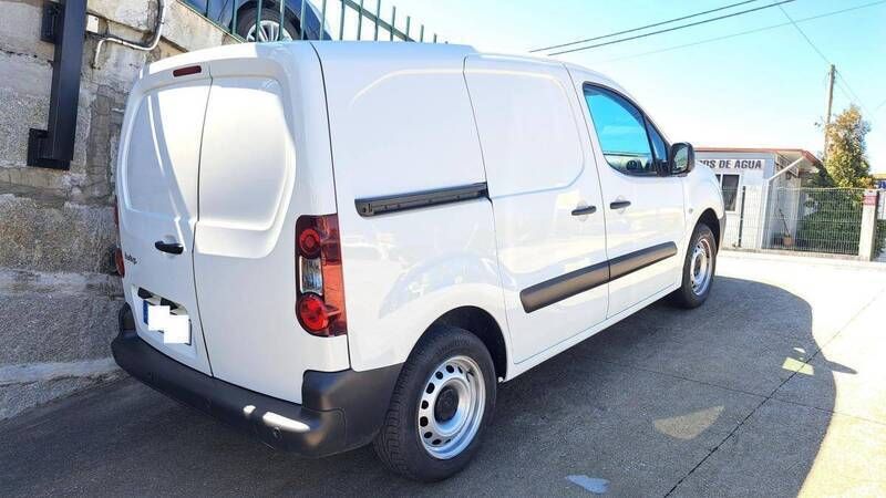 Usado Citroën Berlingo 100 HP (73 kW) 2017 Branco Monovolume