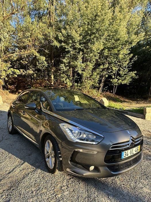 Usado 2013 Citroën DS5 Citadino | € 8.400 - Imagem 1/4