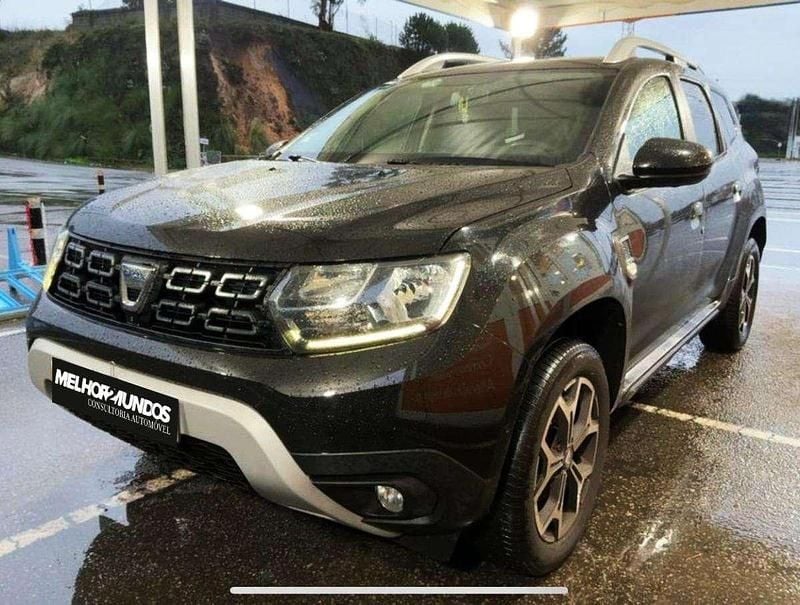 Preto Usado 2020 Dacia Duster Celebration SUV | € 15.250 (Preço justo) - Imagem 1/4