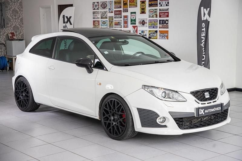 Branco Usado 2009 Cupra Ibiza Citadino | € 11.900 (Preço elevado) - Imagem 1/4