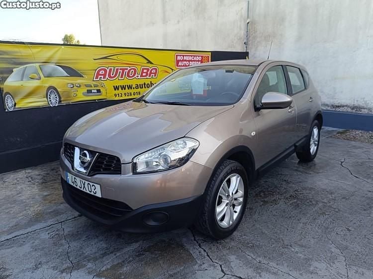Cinza Usado 2010 Nissan Qashqai Acenta SUV | € 9.999 (Preço justo) - Imagem 1/1