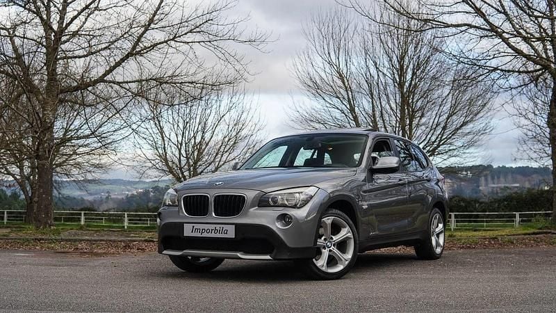 Cinzento Usado 2011 BMW X1 Sport Line SUV | € 19.500 (Preço justo) - Imagem 1/4