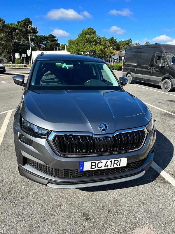 Cinzento Usado 2023 Skoda Kodiaq SUV | € 31.500 (Bom preço) - Imagem 1/4