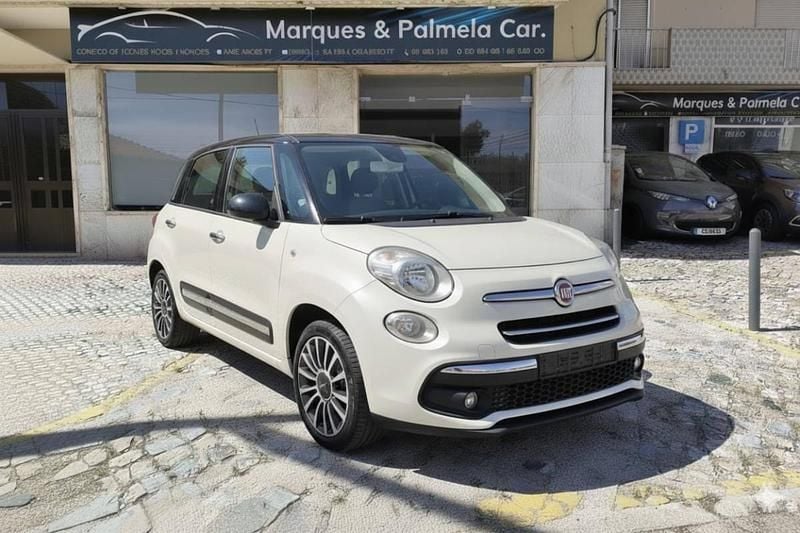 Branco Usado 2020 Fiat 500L Monovolume | € 16.499 - Imagem 1/1