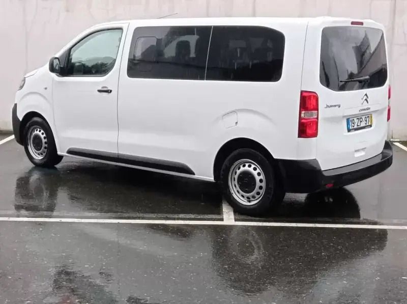 Branco Usado 2019 Citroën Jumpy Monovolume | € 21.590 (Caro) - Imagem 1/4