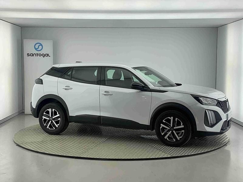 Branco Usado 2024 Peugeot 2008 Active SUV | € 20.990 (Preço justo) - Imagem 1/4