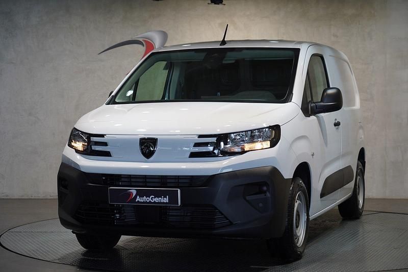 Branco Novo 2025 Peugeot Partner Monovolume | € 23.990 - Imagem 1/4