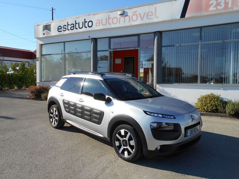 Cinza Usado 2016 Citroën C4 Shine SUV | € 15.850 (Preço elevado) - Imagem 1/4