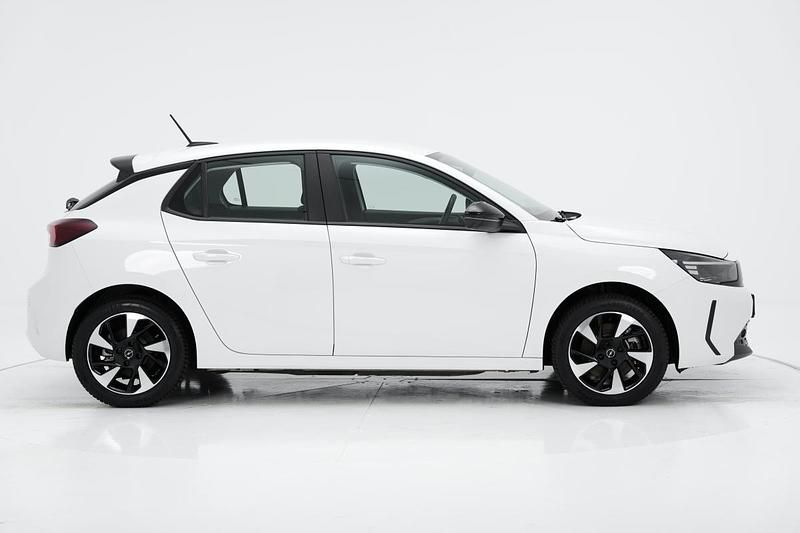 Usado Opel Corsa-e 100 kW (136 HP) 2023 Branco Citadino