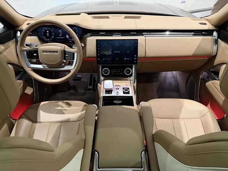 Usado Land Rover Range Rover 530 HP (389 kW) 2023 Verde SUV