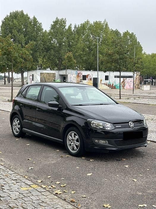 Usado 2010 VW Polo Sedan | € 6.650 (Preço justo) - Imagem 1/4