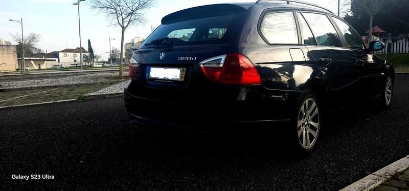 Usado BMW 320 163 HP (119 kW) 2006 Azul Carrinha