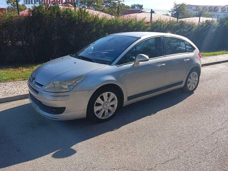 Usado 2007 Citroën C4 Exclusive Sedan | € 3.850 (Bom preço) - Imagem 1/4