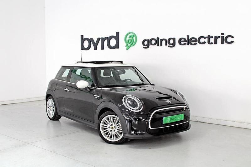 Preto Usado 2021 Mini Cooper Citadino | € 18.900 (Preço justo) - Imagem 1/4