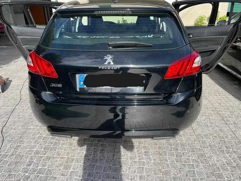 Usado Peugeot 308 116 HP (85 kW) 2014 Preto Citadino