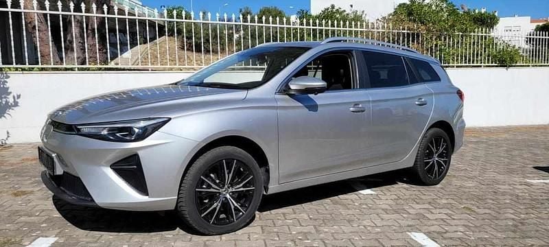 Cinzento Usado 2023 MG MG5 EV Carrinha | € 22.300 (Super Preço) - Imagem 1/4