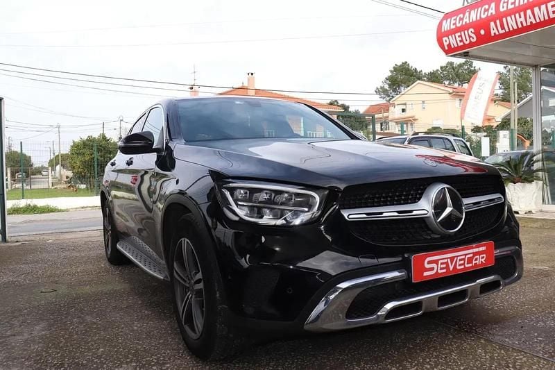 Usado Mercedes 200 163 HP (119 kW) 2020 Preto SUV