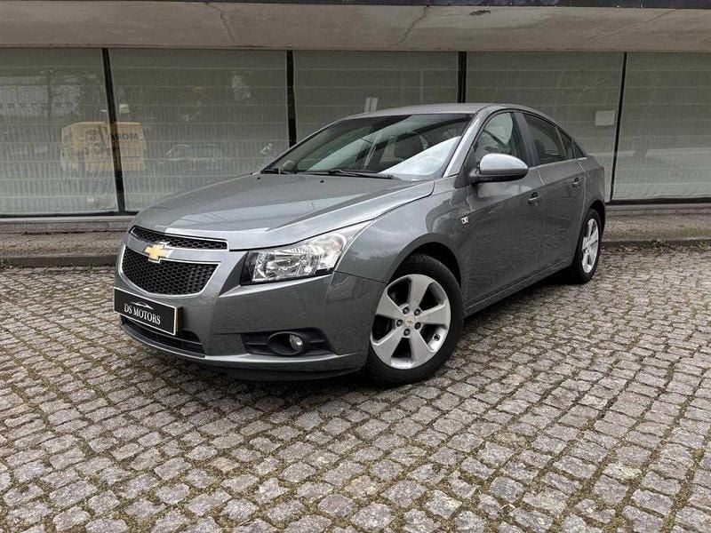Usado Chevrolet Cruze 163 HP (119 kW) 2011 Cinzento