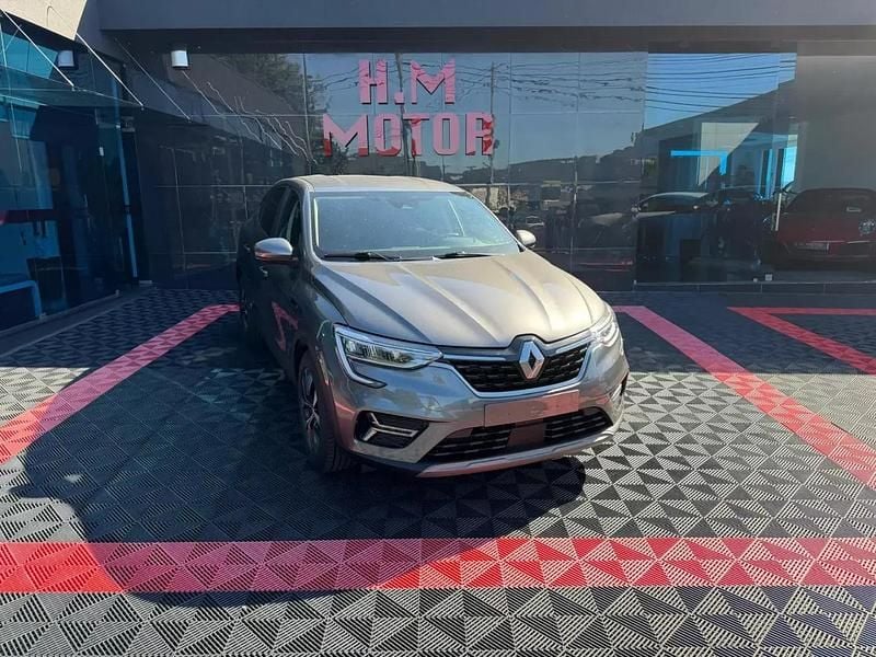 Cinzento Usado 2021 Renault Arkana Intens SUV | € 20.500 (Preço justo) - Imagem 1/4