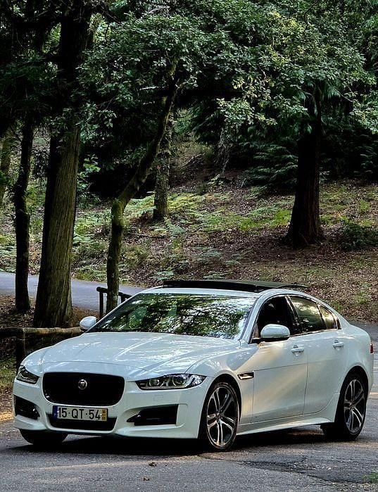 Usado 2016 Jaguar XE R-Sport Sedan | € 14.999 (Bom preço) - Imagem 1/4