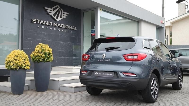 Usado Renault Kadjar Intens 140 HP (102 kW) 2022 Cinza SUV
