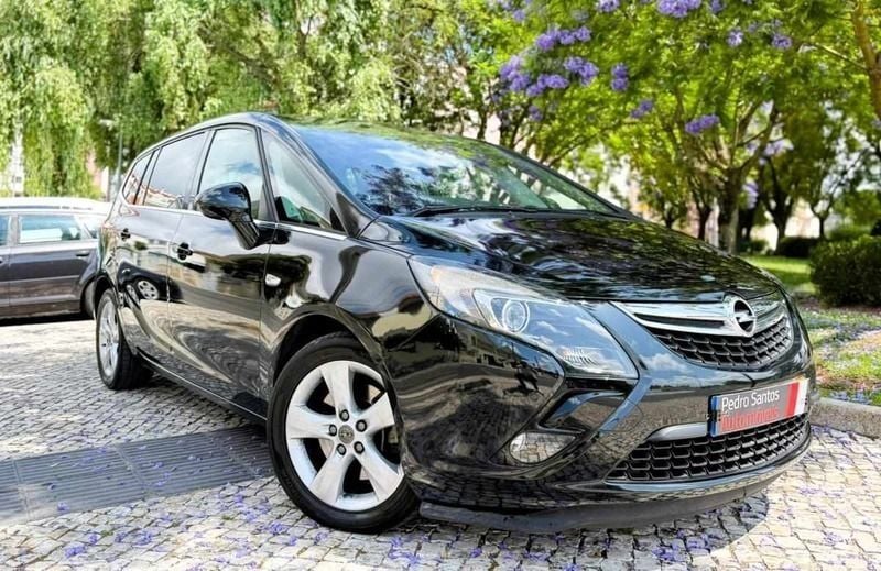 Preto Usado 2014 Opel Zafira Cosmo Monovolume | € 11.490 (Bom preço) - Imagem 1/4