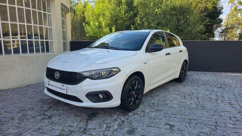 Usado Fiat Tipo Street 95 HP (69 kW) 2019 Branco Carrinha