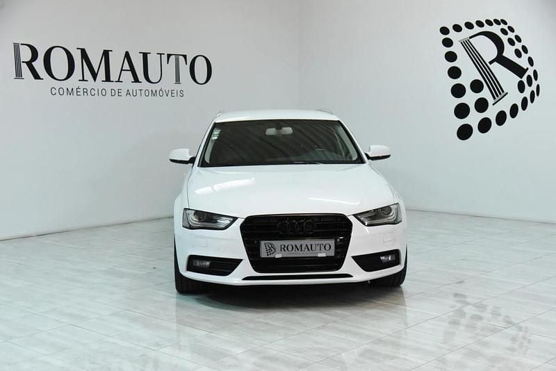 Usado Audi A4 Business 150 HP (110 kW) 2013 Branco Carrinha