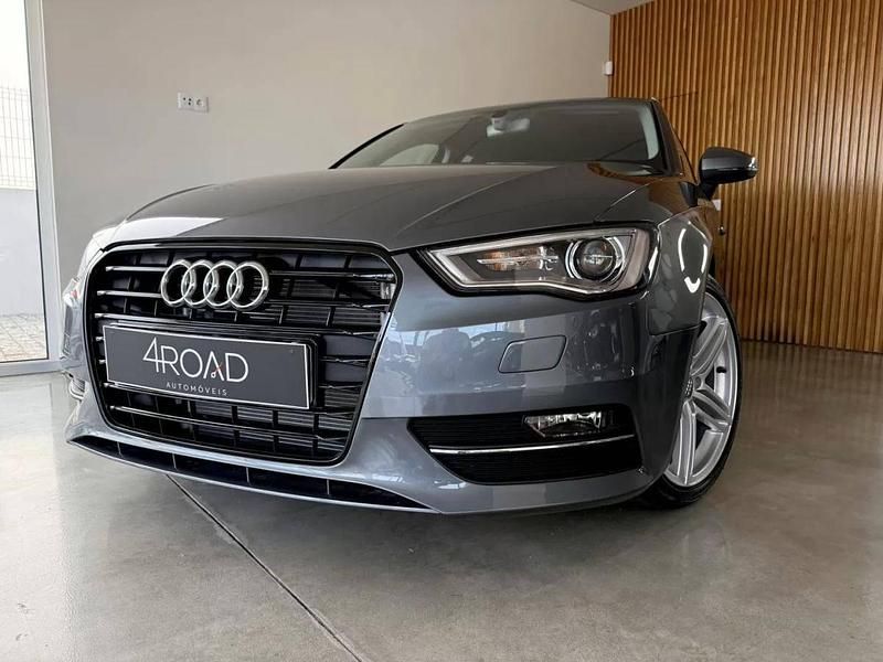 Usado Audi A3 110 HP (80 kW) 2016 Cinzento