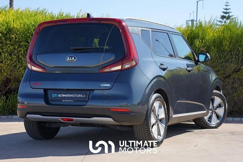 Usado Kia Soul EV 150 kW (204 HP) 2021 Vermelho SUV